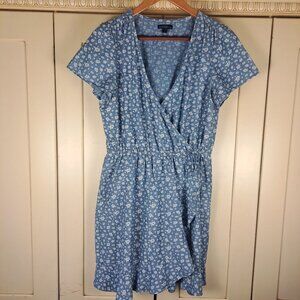 J Crew Chambrey Blue Floral Faux Wrap Ruffle Cotton Short Sleeve Dress Sz Small